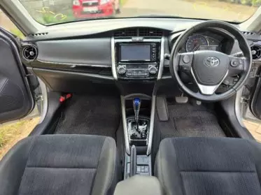 Toyota Fielder 