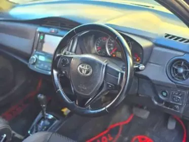 Toyota Fielder 
