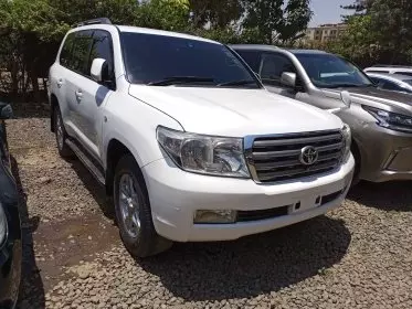 Toyota Landcruiser  V8