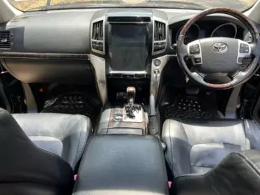 Toyota Landcruiser ZX