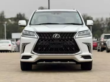 Lexus LX 570