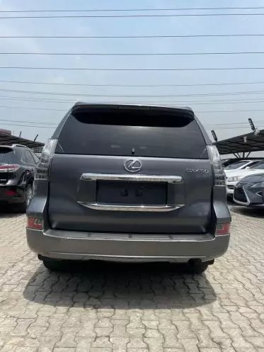 Lexus GX 460