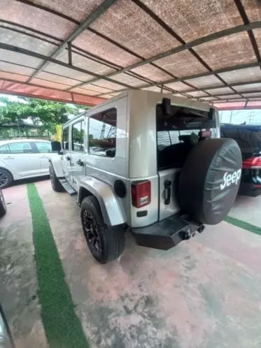 JEEP Wrangler Sahara