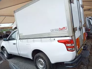 Mitsubishi L200 Single Cabin