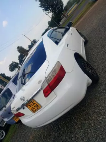 Toyota Premio