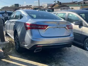 Toyota Avalon