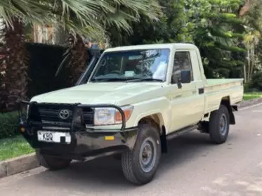 Toyota Land Cruiser Pick Up