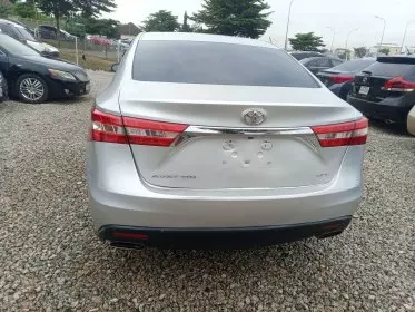 Toyota Avalon