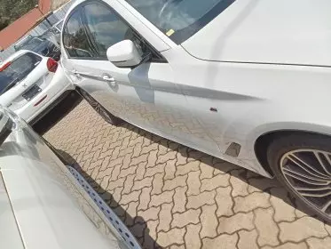 BMW 520i