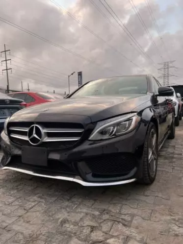 Mercedes-Benz C 300