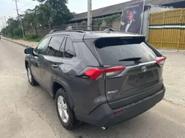 Toyota RAV 4
