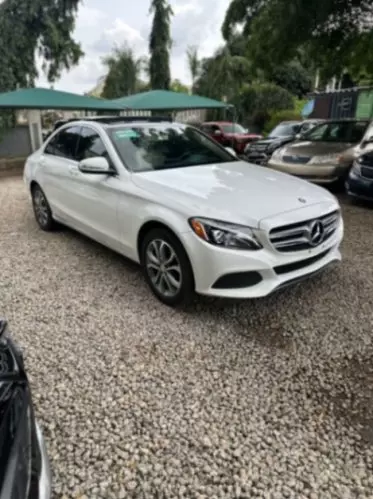Mercedes-Benz C 300