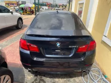 BMW 325i