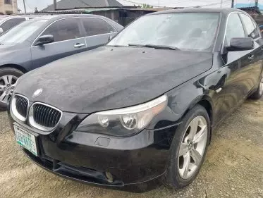 BMW 525