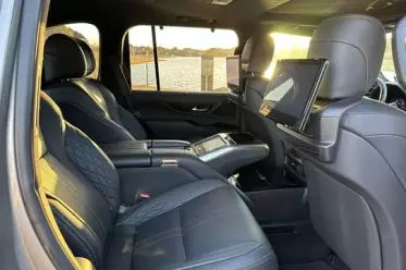 Lexus LX 600