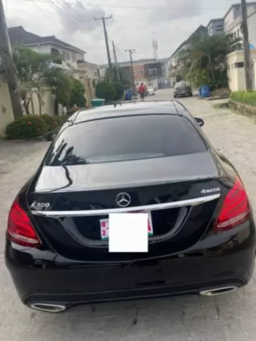 Mercedes-Benz C 300