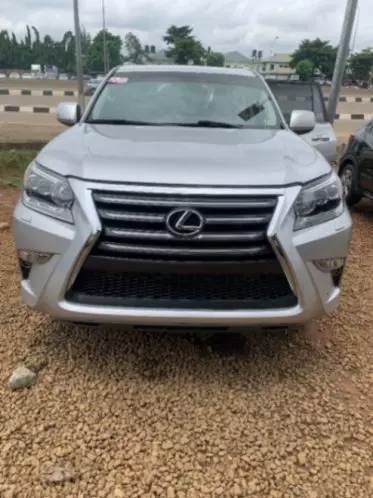Lexus GS 460