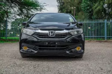 Honda Fit shuttle hybrid