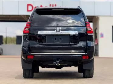 Toyota Land Cruiser Prado VX.L