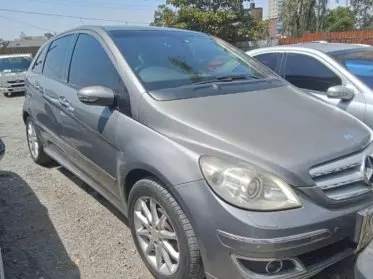 Mercedes-Benz B 170