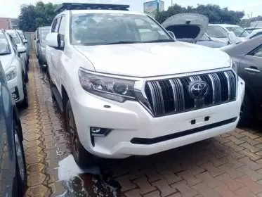Toyota Landcruiser Prado