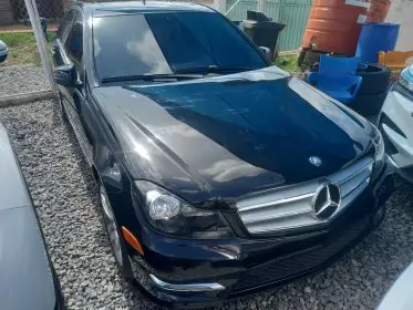 Mercedes-Benz C 250