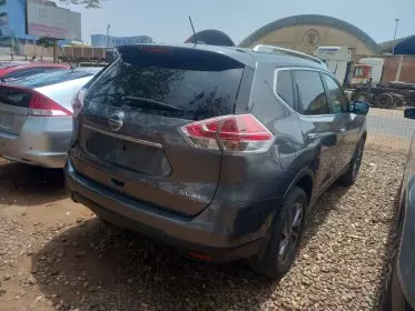 Nissan Rogue