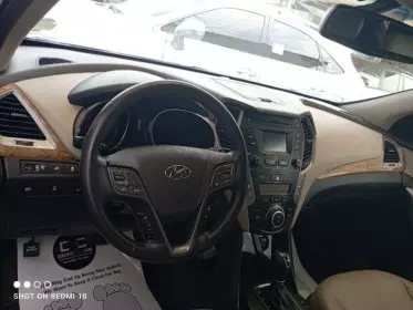 Hyundai Grand Santa Fe