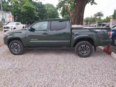 Toyota Tacoma
