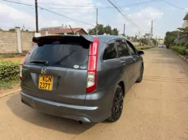 Honda Stream RSZ