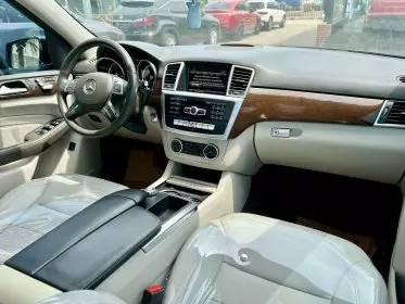 Mercedes-Benz ML 350