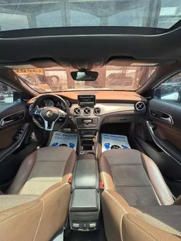 Mercedes-Benz GLA 250