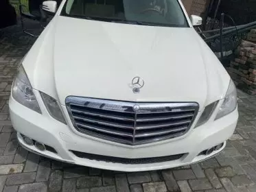 Mercedes-Benz E 350