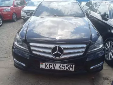 Mercedes-Benz C200