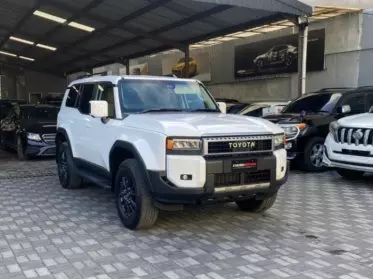 Toyota Landcruiser 300 GXR