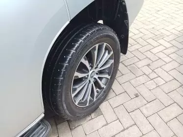 Toyota Land Cruiser Prado TX L
