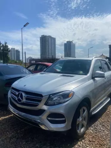 Mercedes-Benz GLE 350