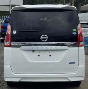 Nissan Serena Hybrid