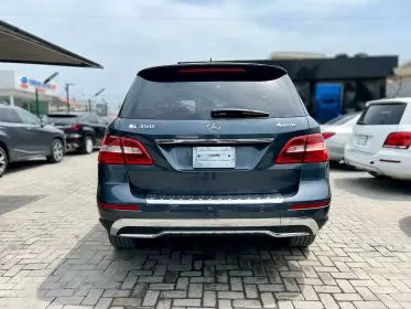 Mercedes-Benz ML 350