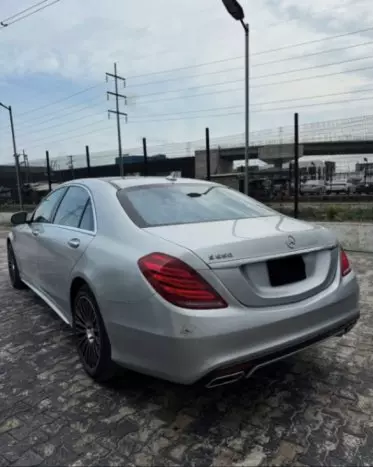 Mercedes-Benz S 550