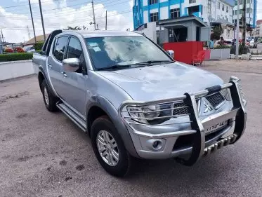 Mitsubishi L200 D/C Sportero A/T