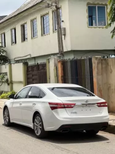 Toyota Avalon