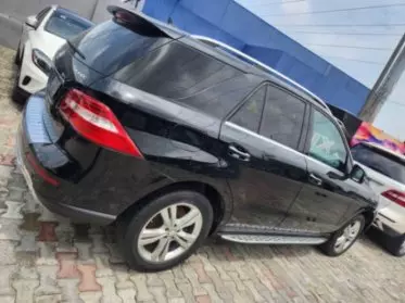 Mercedes-Benz ML 350