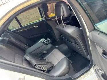 Mercedes-Benz C200