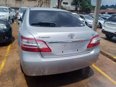 Toyota Premio