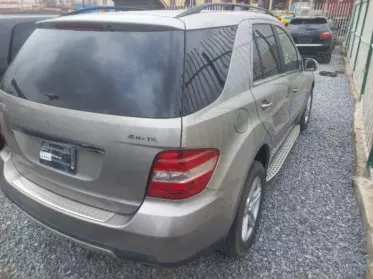 Mercedes-Benz ML 350