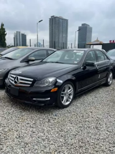 Mercedes-Benz C 300