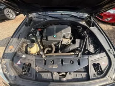 BMW 528i