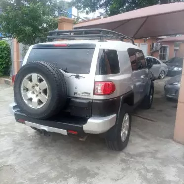 Toyota FJ Cruiser