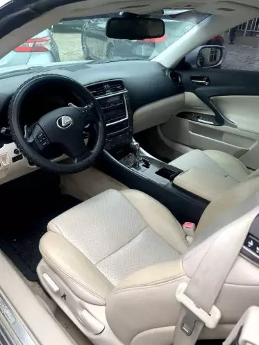 Lexus IS 250